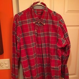 Izod red button up
